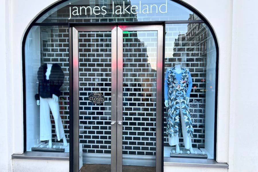 Textural Symmetry at James Lakeland